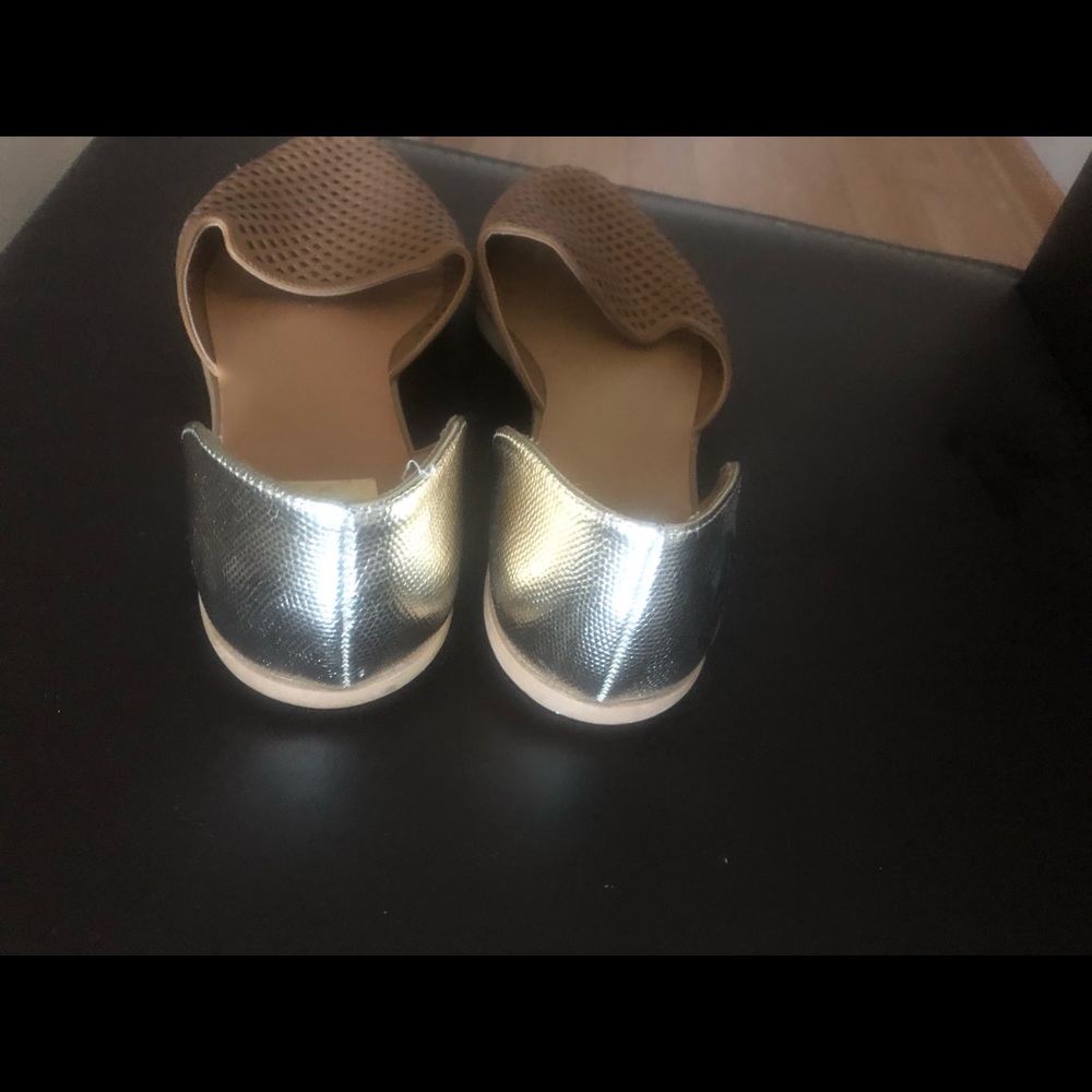 Dolce Vita brown and gold flats
